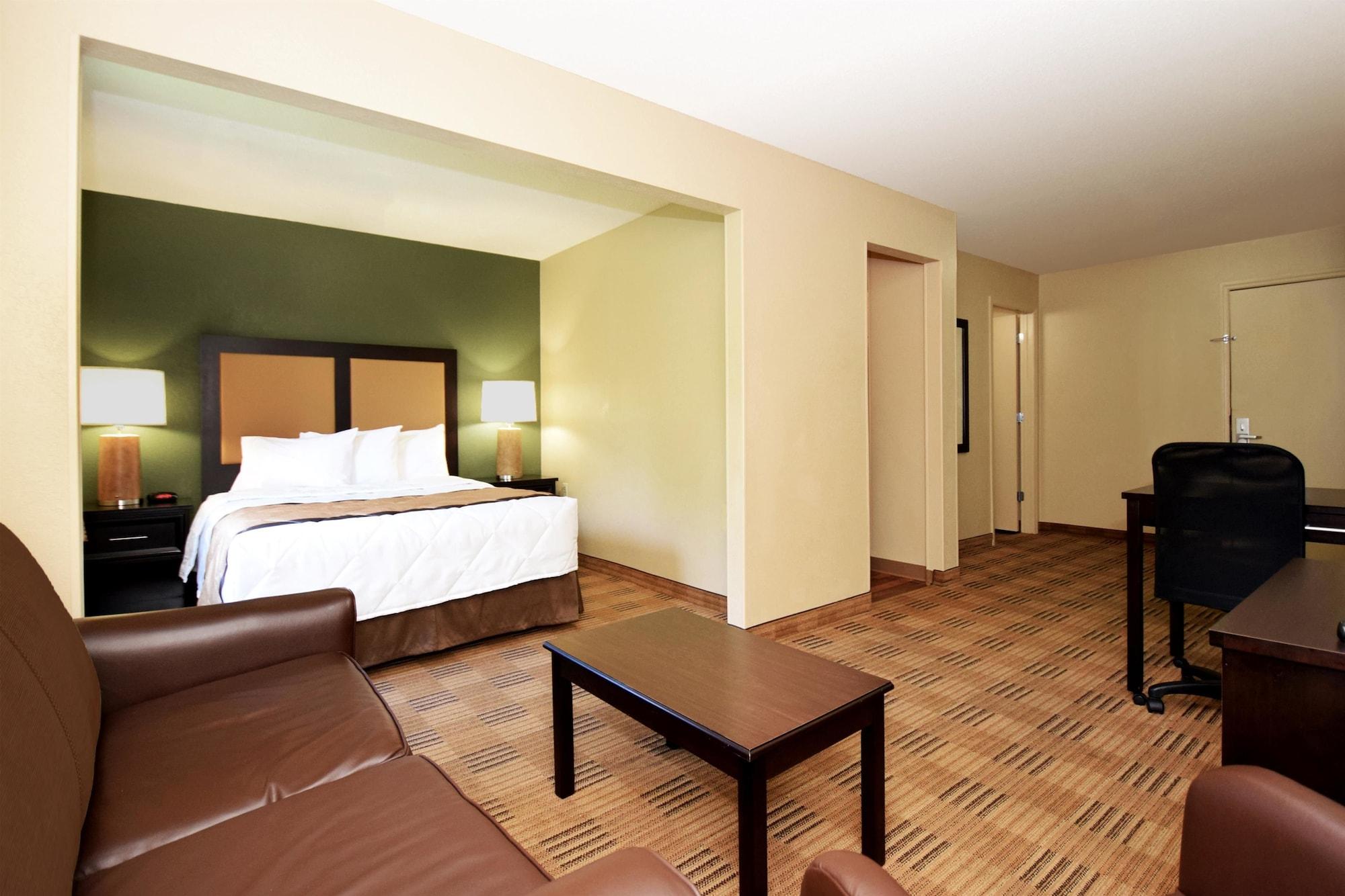 Extended Stay America Select Suites - Rockford - State Street Bagian luar foto
