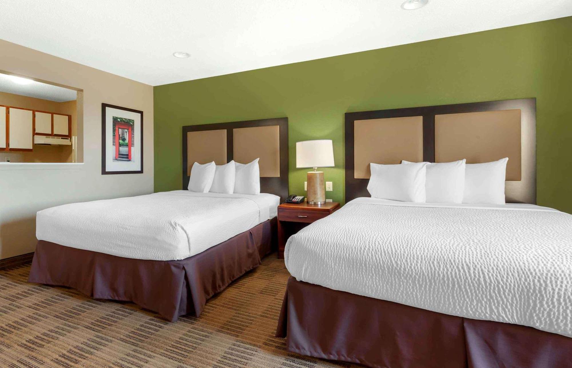 Extended Stay America Select Suites - Rockford - State Street Bagian luar foto